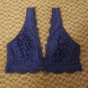 Victoria's secret lace brallete- Size L